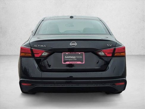Used 2024 Nissan Altima 2.5 SV image 6