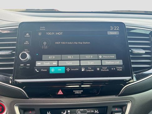 Used 2025 Honda Ridgeline RTL image 14