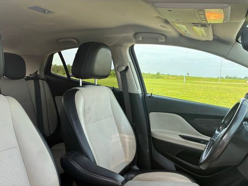 Used 2025 Buick Encore GX Preferred w/ Advanced Technology Package AWD/4WD image 21