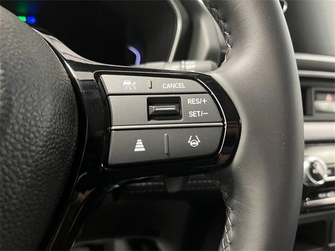 New 2025 Honda Pilot Touring image 19