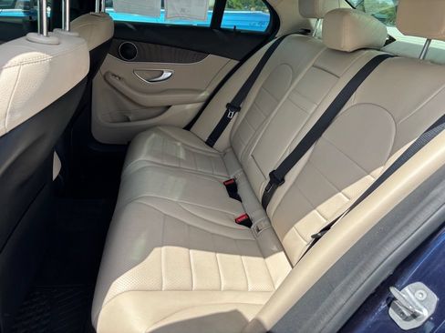 Used 2018 Mercedes-Benz C 300 Sedan image 16