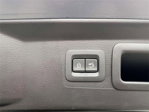 Used 2023 MAZDA CX-50 Meridian Edition w/ Cargo Package image 13