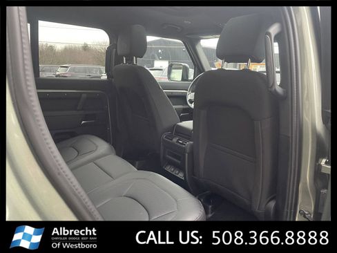 Used 2025 Land Rover Defender 110 S image 16