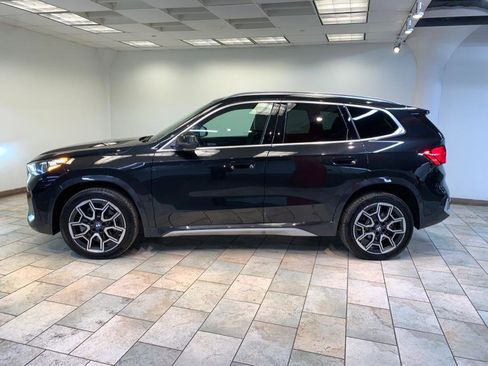 Used 2025 BMW X1 xDrive28i w/ Convenience Package AWD/4WD image 4