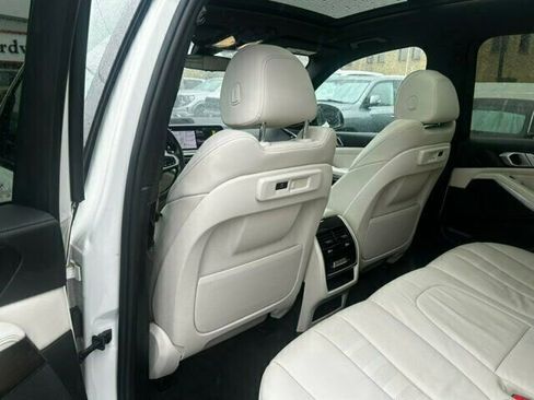 Used 2020 BMW X5 xDrive40i w/ M Sport Package image 14