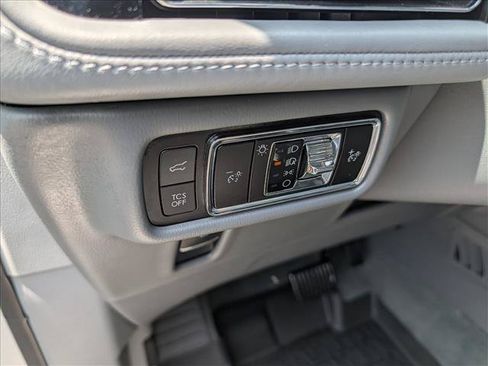 Certified 2023 Lincoln Nautilus Reserve AWD/4WD image 34