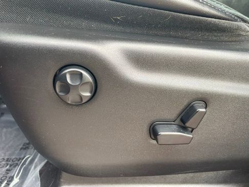 Used 2017 Dodge Durango GT w/ Premium Group image 30