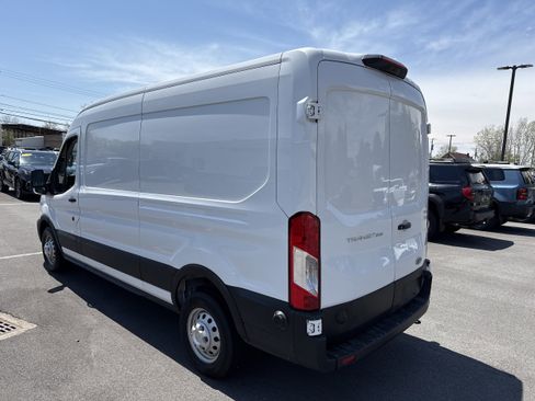 Used 2024 Ford Transit 250 148 Medium Roof Extended AWD w/ Load Area Protection Package image 10