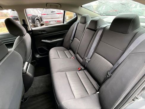 Used 2025 Nissan Altima 2.5 SV image 20