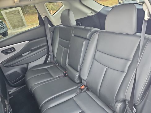 Used 2022 Nissan Murano SV image 14