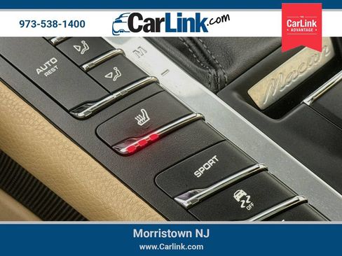Used 2021 Porsche Macan AWD/4WD image 25