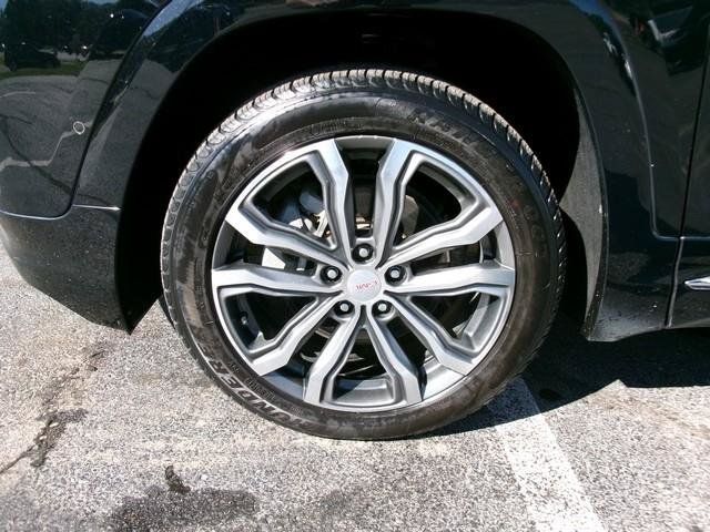 Used 2020 GMC Terrain Denali w/ GMC Pro Grade Package AWD/4WD image 33