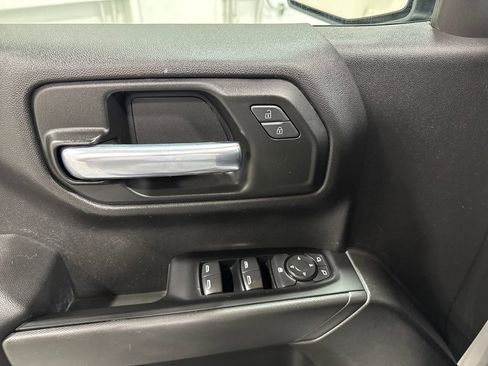 Certified 2022 Chevrolet Silverado 1500 Custom image 12
