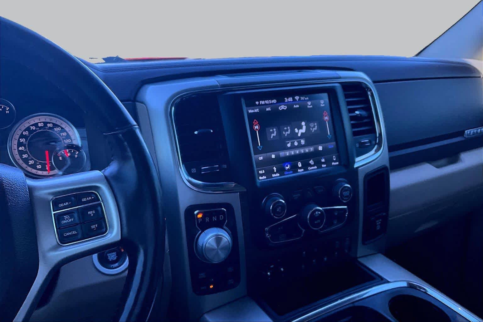 Used 2018 RAM 1500 Laramie w/ Convenience Group AWD/4WD image 6