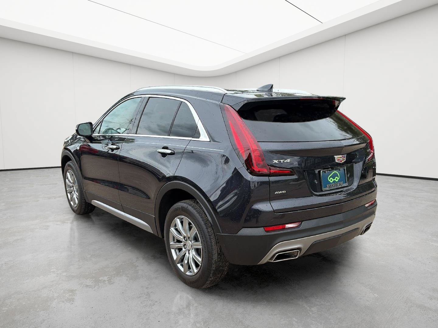 Certified 2023 Cadillac XT4 Premium Luxury w/ Cold Weather Package AWD/4WD image 5
