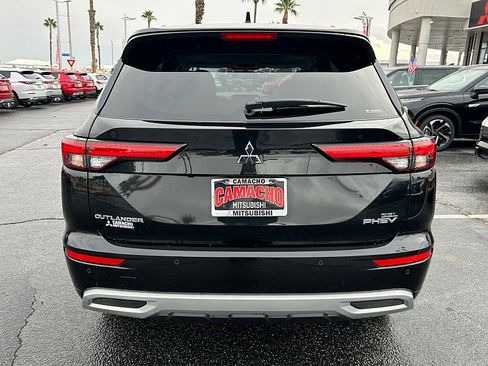New 2025 Mitsubishi Outlander SEL image 5