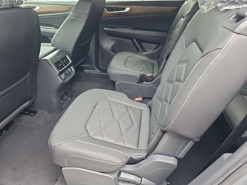 New 2026 Volkswagen Atlas SE AWD/4WD image 18