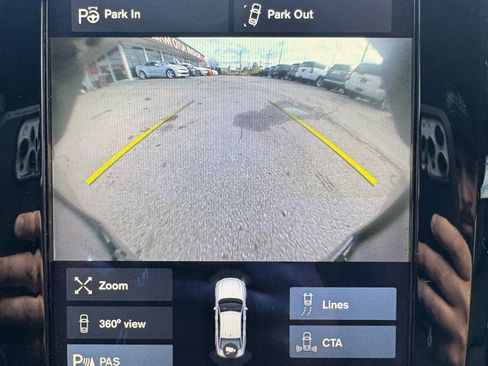 Used 2017 Volvo S90 T6 Momentum w/ Vision Package image 19