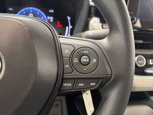 Used 2026 Toyota Corolla LE FWD image 28