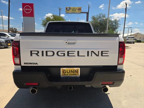 Used 2024 Honda Ridgeline RTL image 4