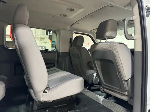 Used 2018 Nissan NV 3500 S RWD image 32