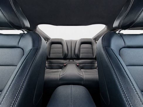 Used 2017 Ford Mustang GT Premium RWD image 16