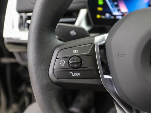 Used 2025 BMW X1 xDrive28i w/ Technology Package image 12