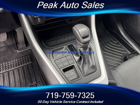 Used 2021 Toyota RAV4 XLE AWD/4WD image 21