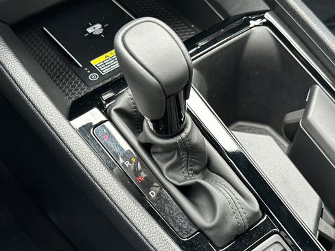 Used 2025 Honda Accord Sport image 24