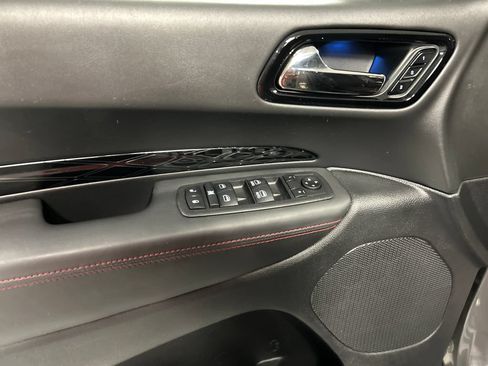 Used 2025 Dodge Durango GT AWD/4WD image 14