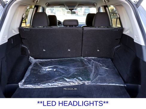Used 2025 Nissan Rogue SV FWD image 20