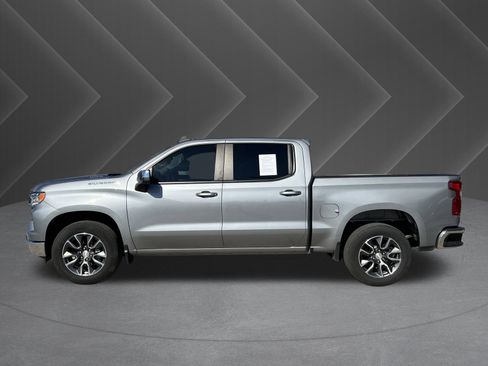 Used 2024 Chevrolet Silverado 1500 LT image 2