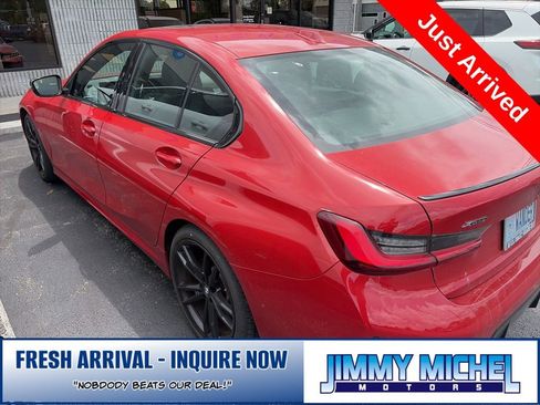 Used 2023 BMW 330i xDrive Sedan w/ M Sport Package AWD/4WD image 4