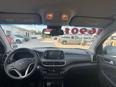 Used 2019 Hyundai Tucson Value FWD image 12