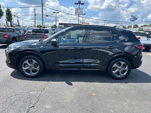 Certified 2024 Ford Escape ST-Line w/ Tech Pack #1 AWD/4WD image 5