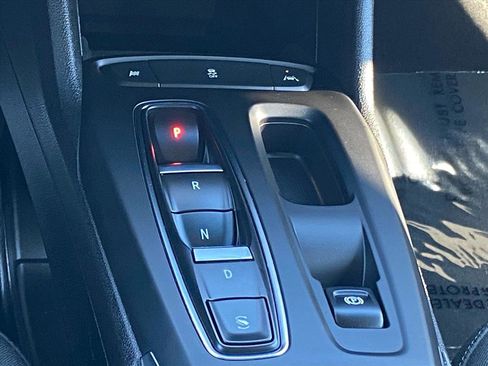 Used 2023 Chevrolet Bolt LT image 10