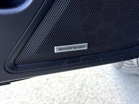 Used 2022 Subaru Outback Touring XT image 15