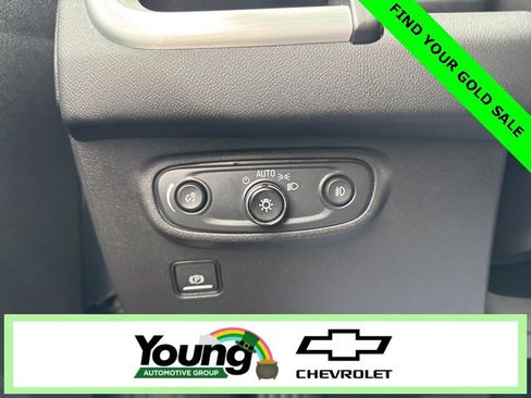 Certified 2024 GMC Terrain SLT image 22