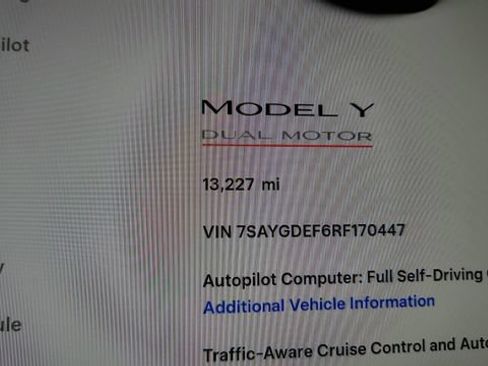Used 2024 Tesla Model Y Performance AWD/4WD image 52