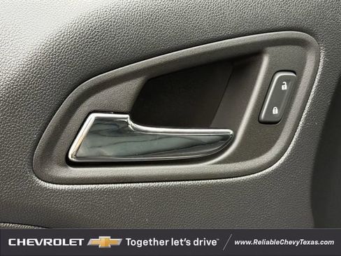 Used 2022 Chevrolet Colorado ZR2 AWD/4WD image 27