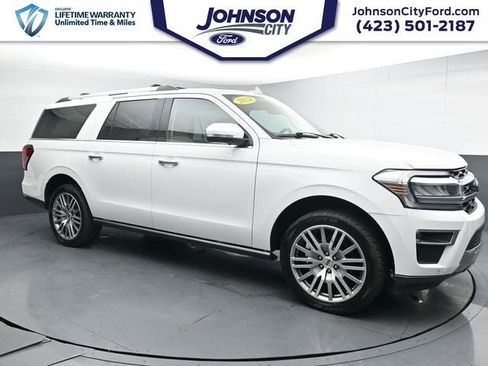 Used 2024 Ford Expedition Max Limited AWD/4WD image 3