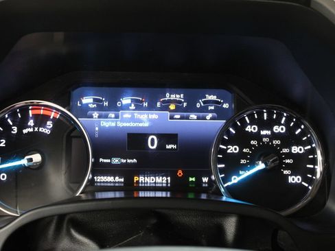 Used 2019 Ford F250 Lariat w/ Lariat Ultimate Package AWD/4WD image 42