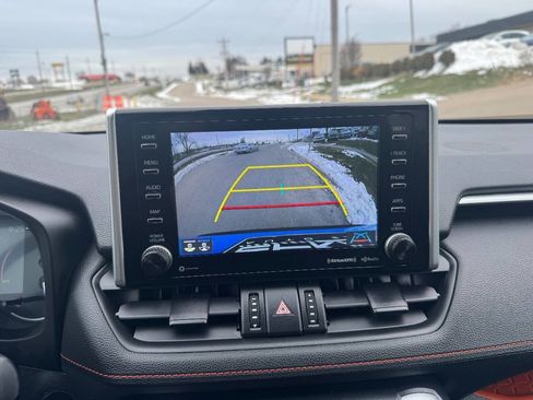 Used 2019 Toyota RAV4 Adventure image 18