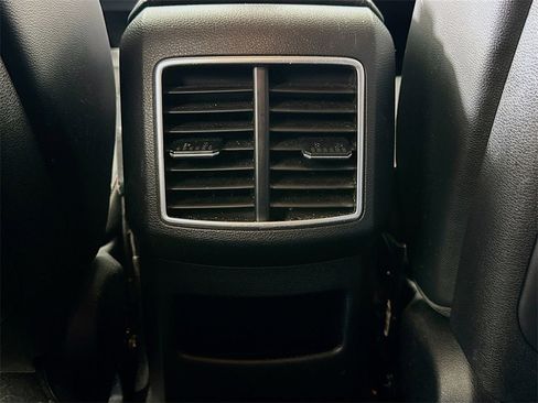 Used 2024 Kia Sportage EX image 25