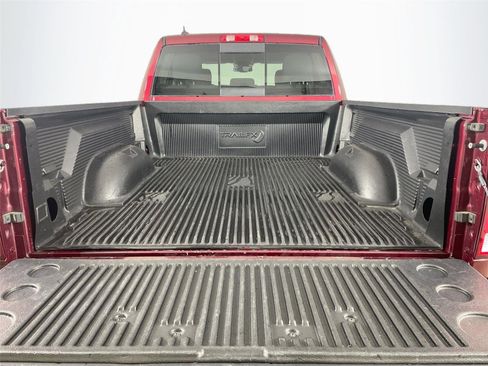 Used 2019 RAM 1500 Big Horn AWD/4WD image 23
