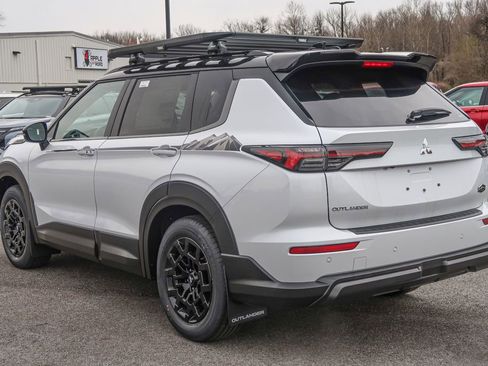 New 2026 Mitsubishi Outlander Trail Edition image 15