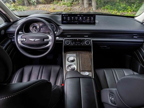 Used 2024 Genesis GV80 2.5T image 20