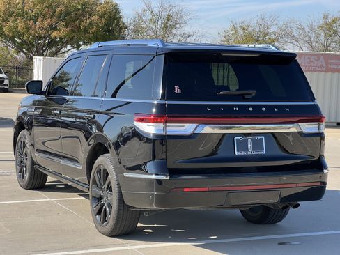 Certified 2023 Lincoln Navigator Reserve image 7