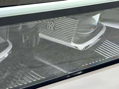 New 2026 Rolls-Royce Cullinan image 24