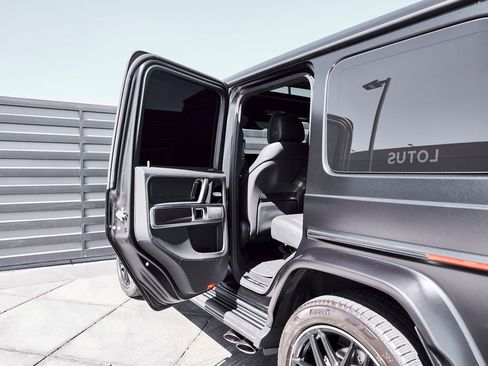 Used 2025 Mercedes-Benz G 63 AMG 4MATIC image 29
